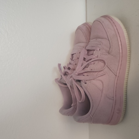 Nike Air Force 1 LV8 corduroy shoes - Picture 4 of 7